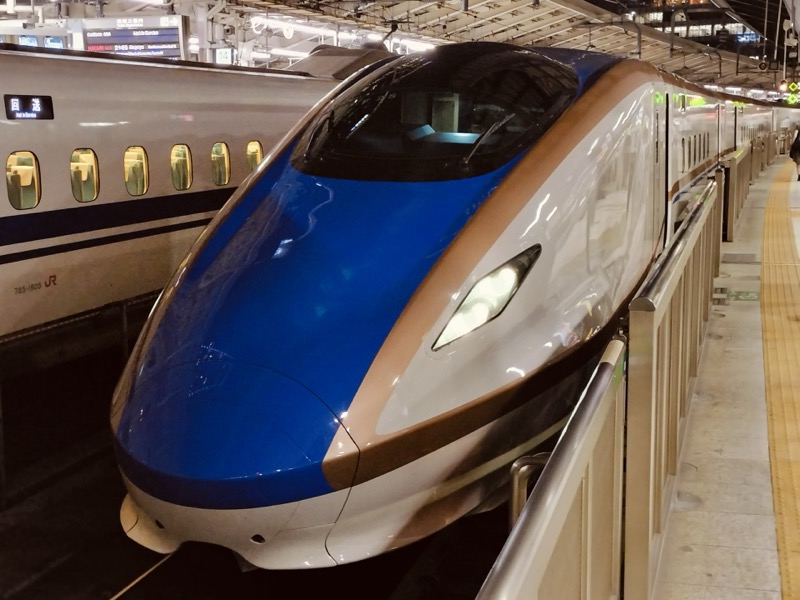 かがやき新幹線