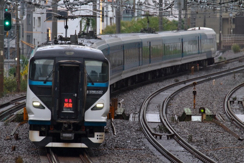 湘南新宿ライン小田原行き